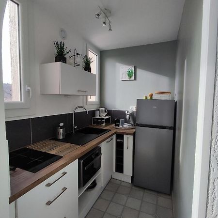 Studio Meuble Classe 2 Etoiles - 30M² Greoux-les-Bains Luaran gambar
