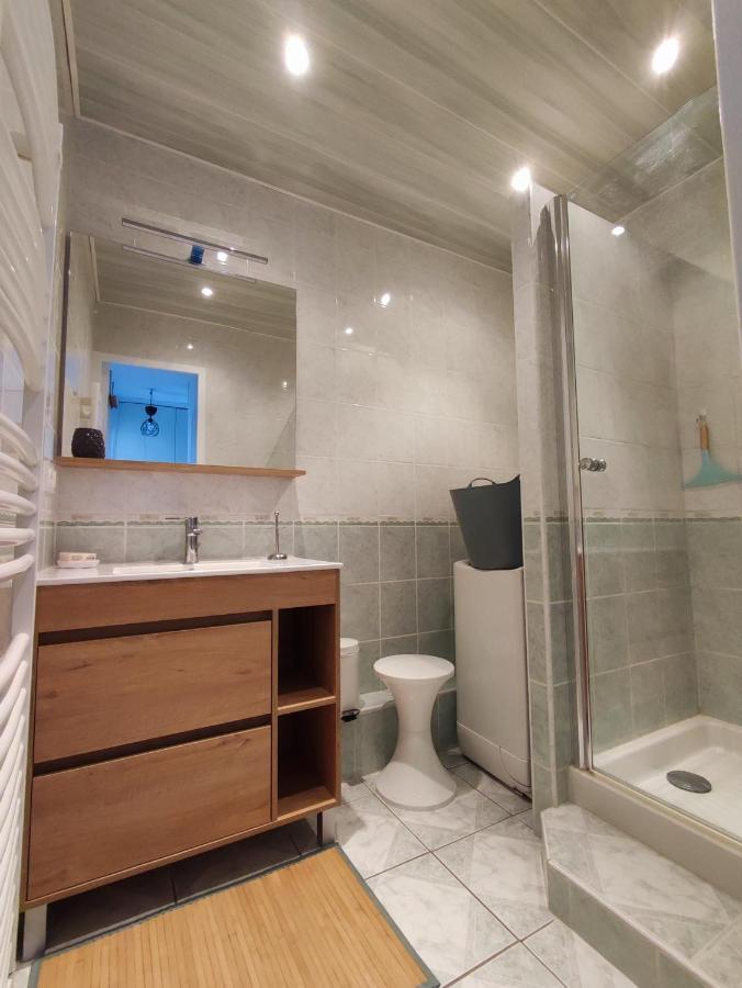Studio Meuble Classe 2 Etoiles - 30M² Greoux-les-Bains Luaran gambar